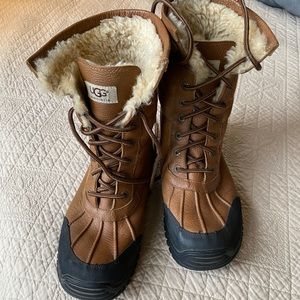 Ugg snow boots
